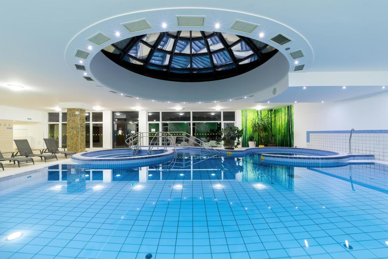 Napfeny Hotel Zalakaros Bagian luar foto