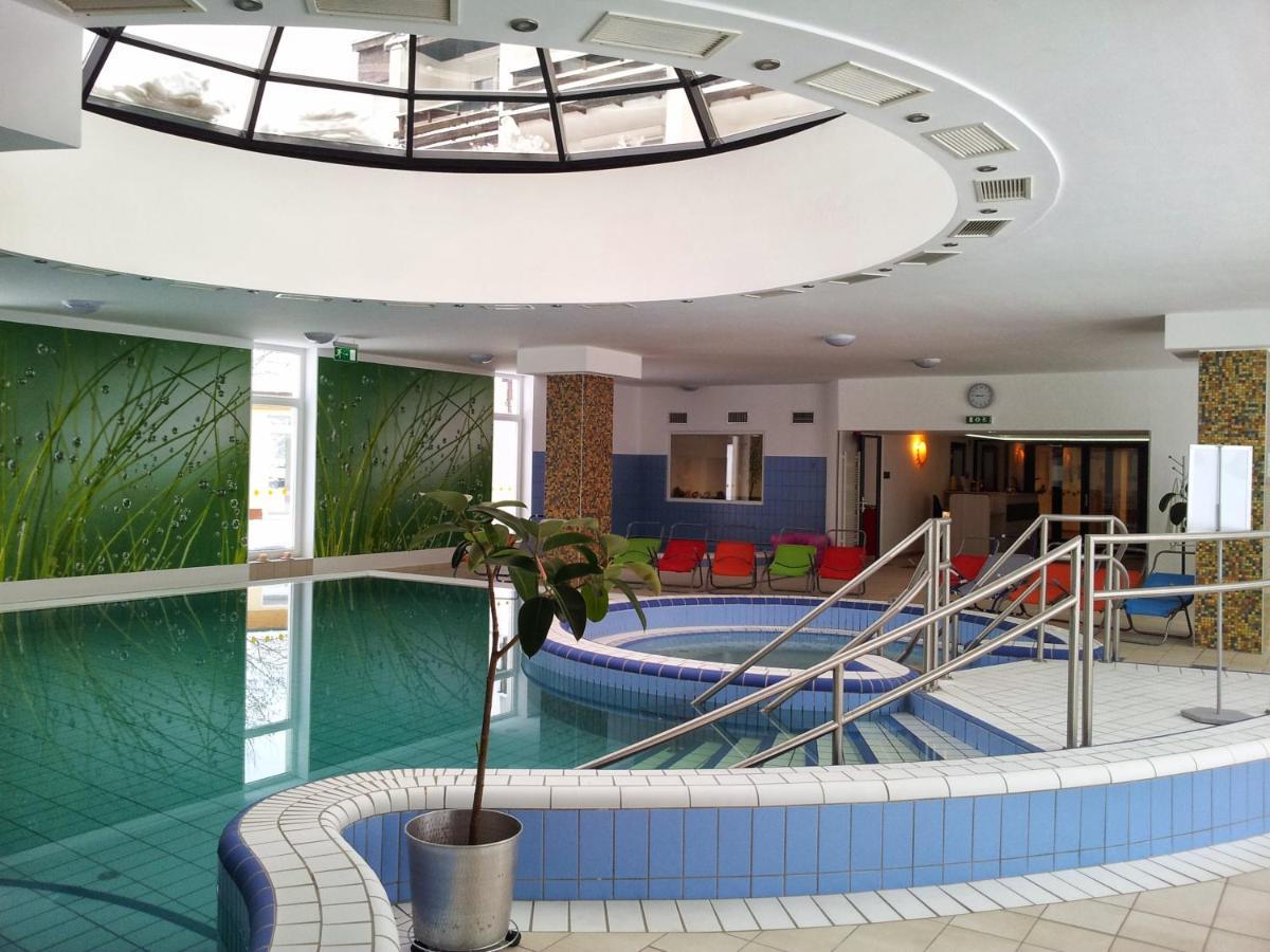 Napfeny Hotel Zalakaros Bagian luar foto