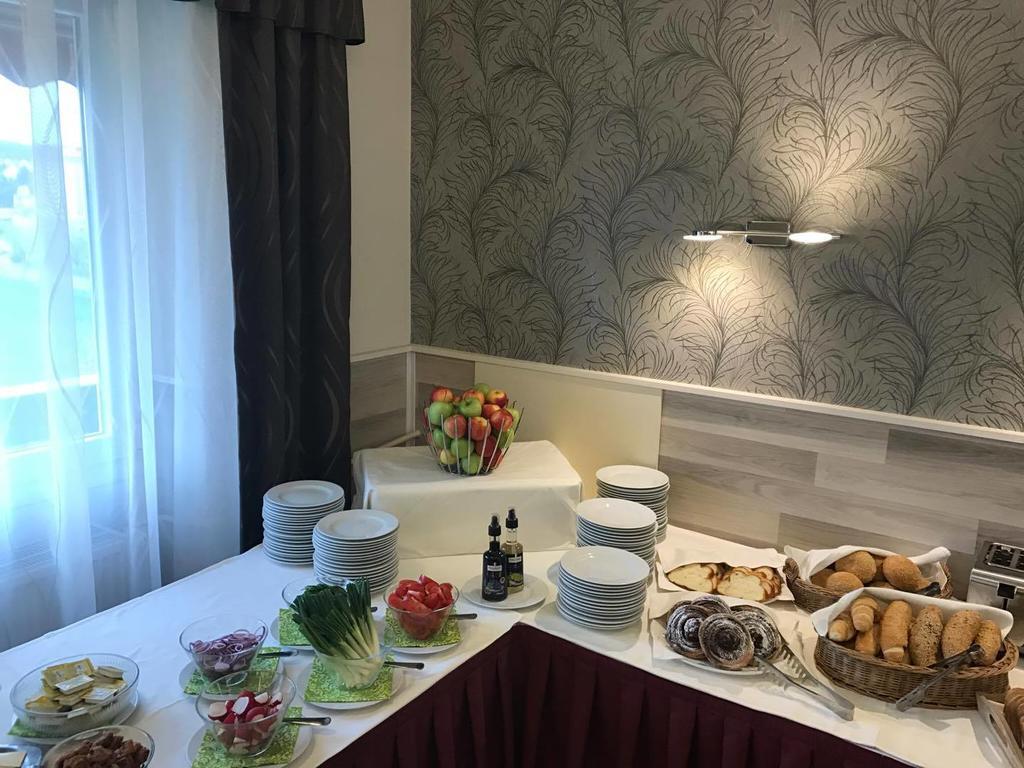 Napfeny Hotel Zalakaros Bagian luar foto